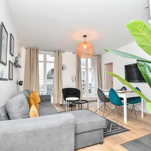 https://superbe-appartement-6p-rue-de-maubeuge.fr-paris.fr